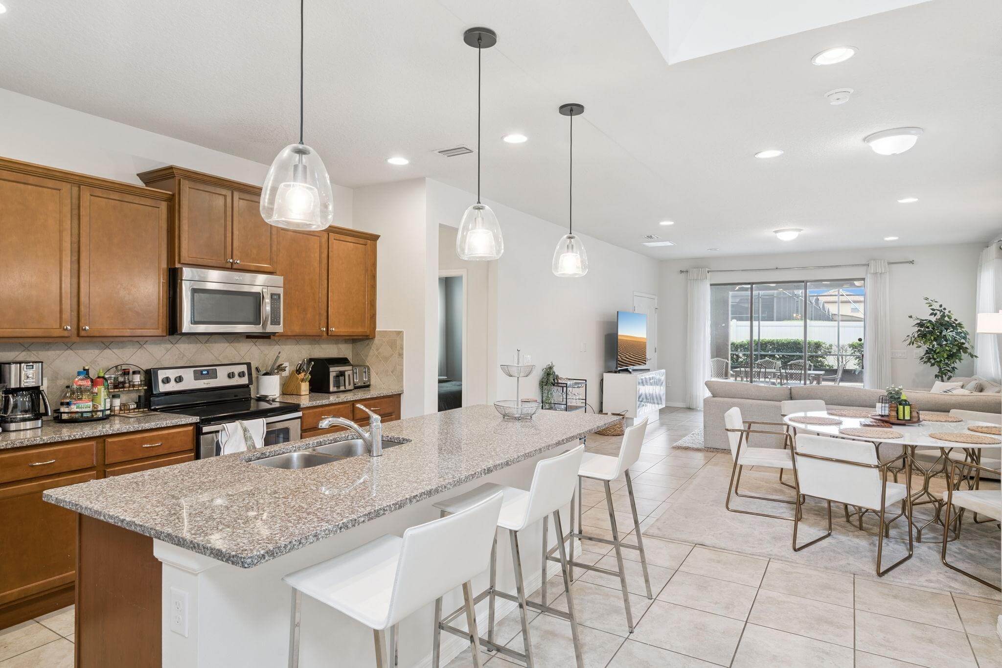 5 Smart Tips for Booking the Perfect Orlando Stay